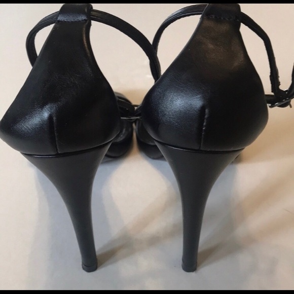 Steve Madden black strappy heels - Picture 2 of 3